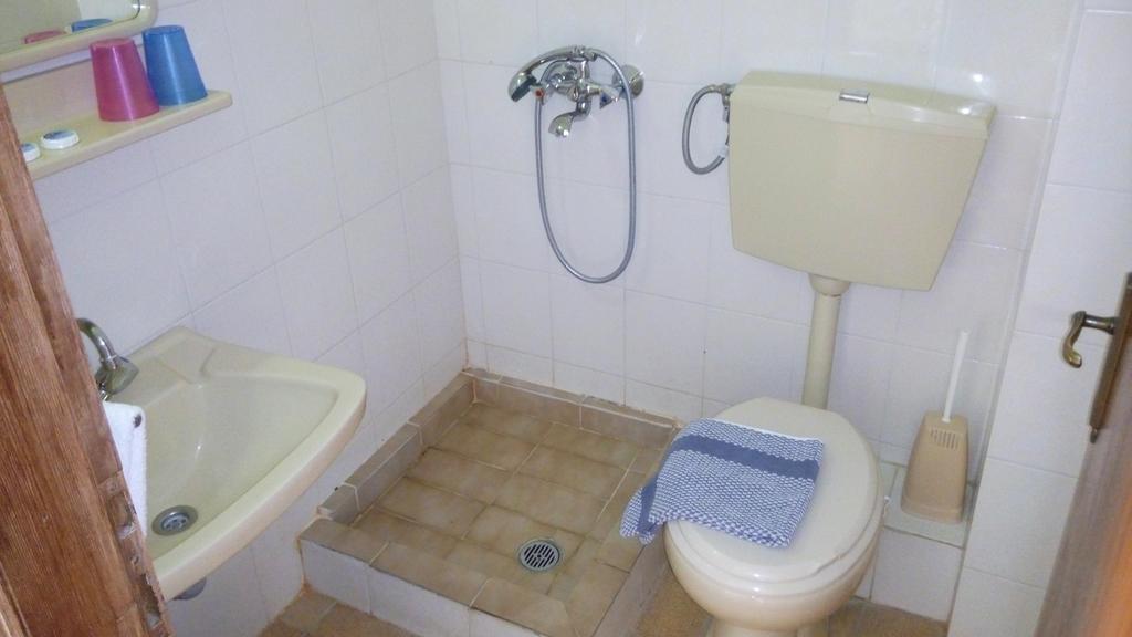 Gorgona Rooms Alikí 外观 照片