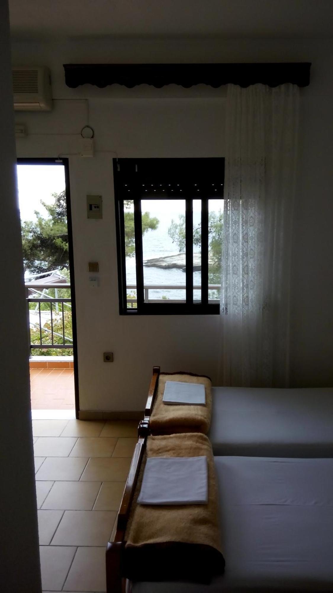 Gorgona Rooms Alikí 外观 照片