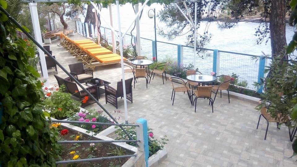 Gorgona Rooms Alikí 外观 照片