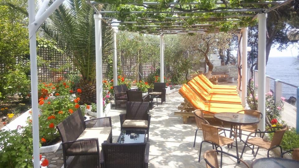Gorgona Rooms Alikí 外观 照片