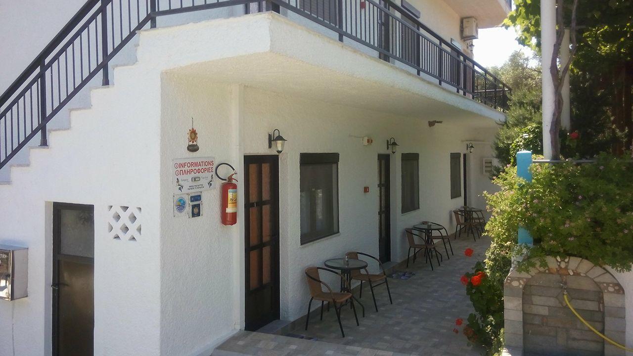 Gorgona Rooms Alikí 外观 照片