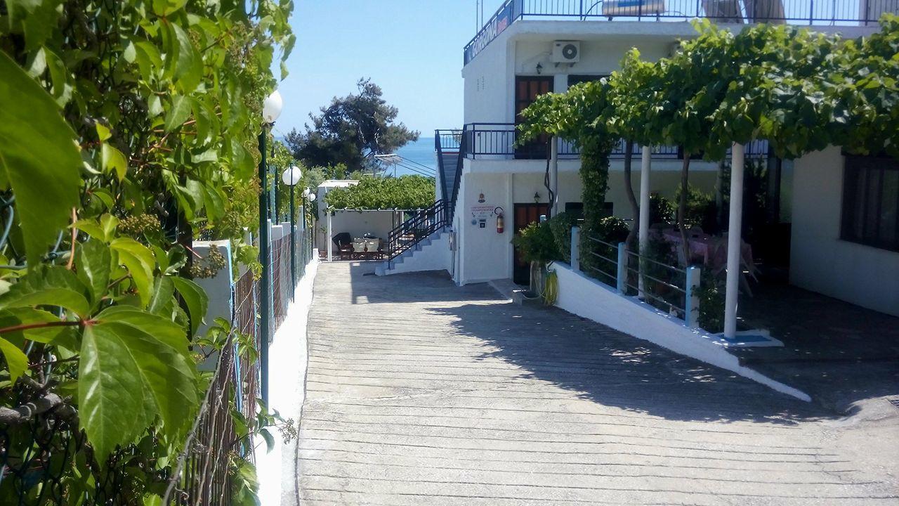Gorgona Rooms Alikí 外观 照片